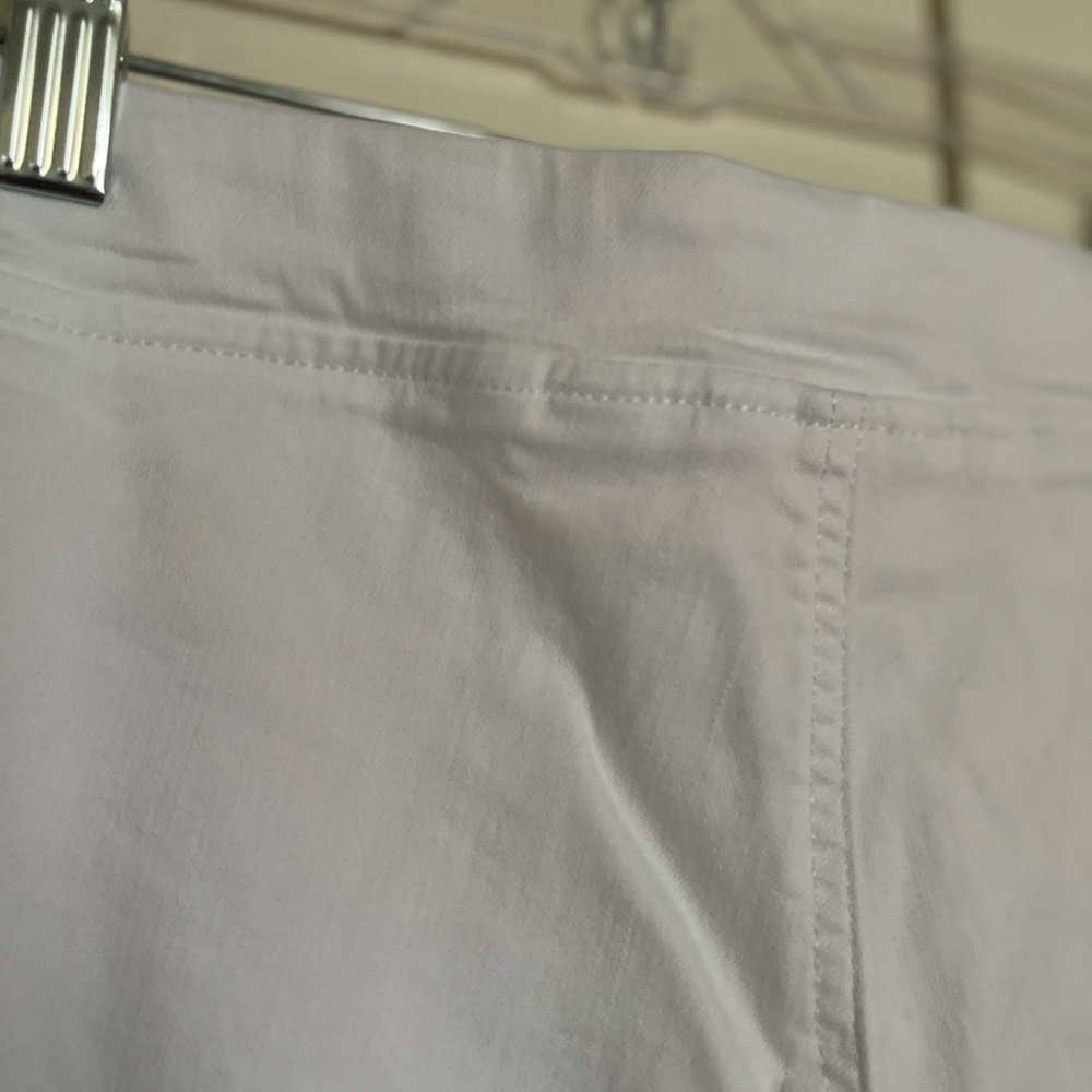Belle by Kim Gravel “Sailor” Capri - Picture 6 of 8